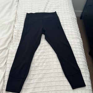 Lululemon In Movement Everlux Tight 25” Inseam